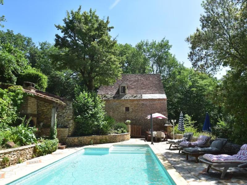 Very nice authentic gite with private pool
