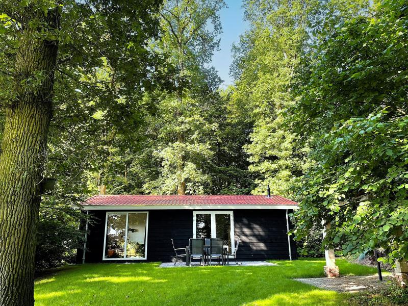 Ländliches Ferienhaus mit großem Garten
