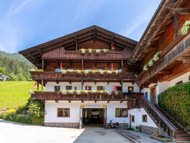 Cosy apartment at the Alpbach ski lift