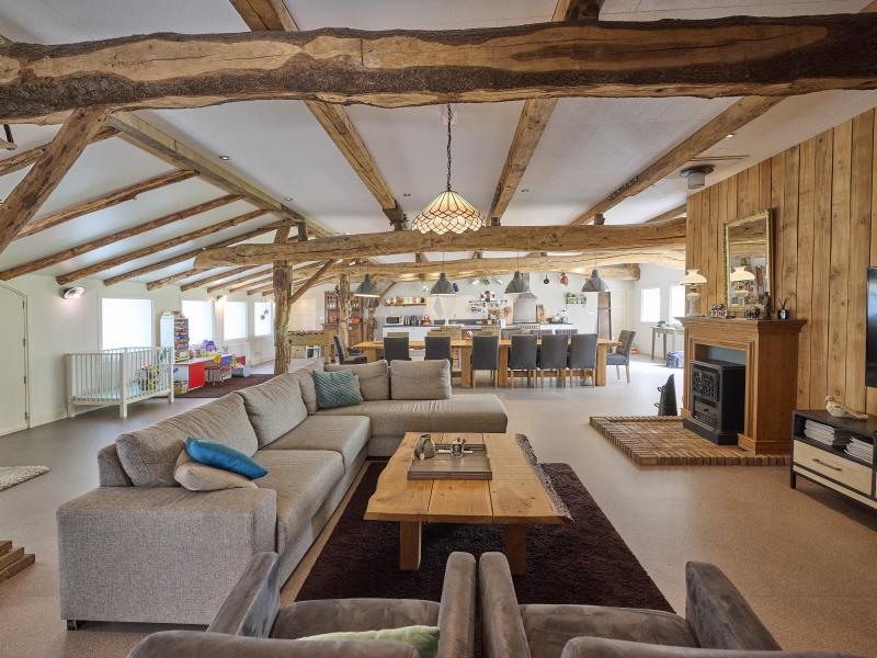 Gruppenhaus mit Garten in waldreicher Umgebung