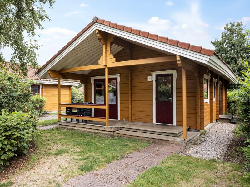 Sfeervol chalet op veelzijdig vakantiepark