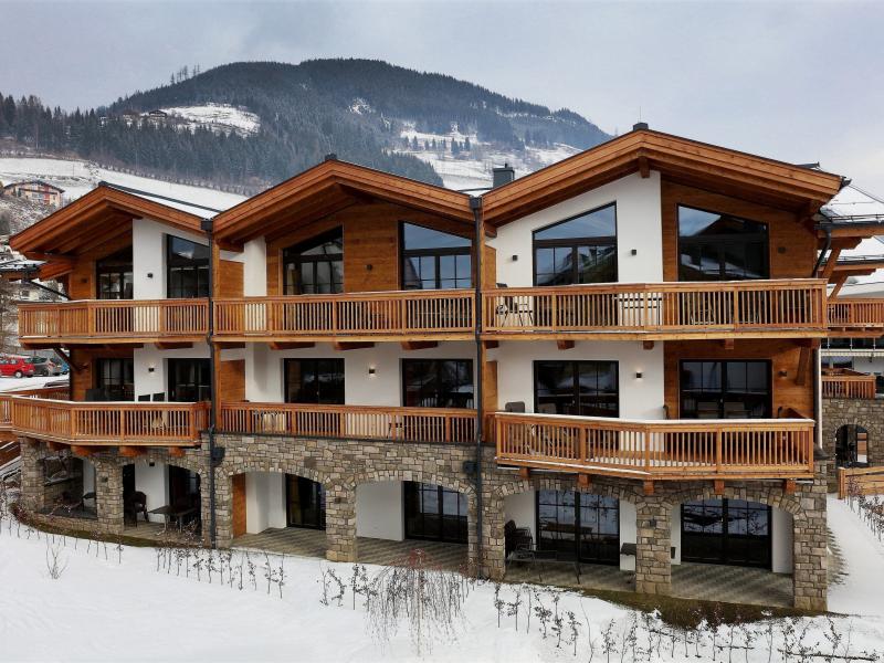 Feng Shui apartment with cosy balcony