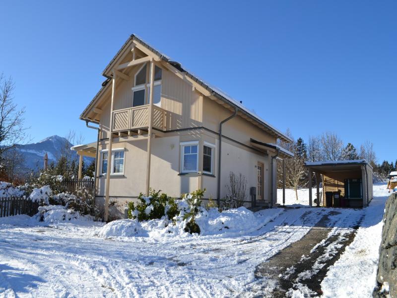 Vakantiehuis met omheinde tuin in Sankt Georgen im Gailtal (Oostenrijk) 2 honden zijn welkom