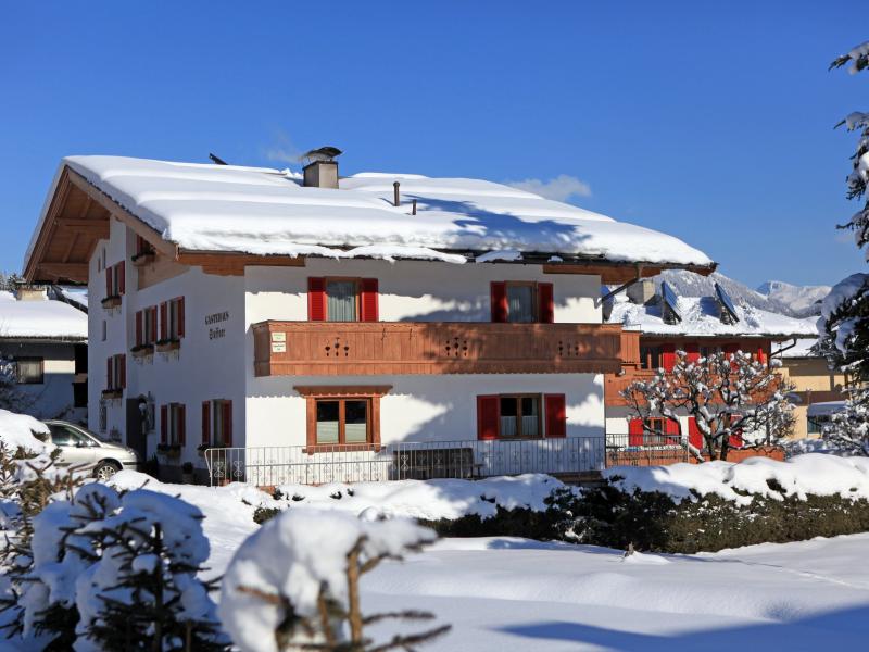 Tyrolean house in Kirchberg, 450m to the ski bus