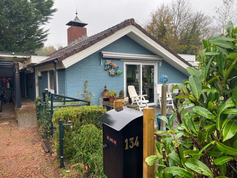 Schönes Ferienhaus mit Sauna inder Nähe des Wad