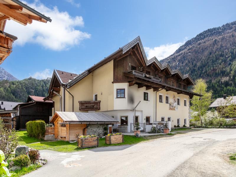 Vakantiewoning vlak bij de skibus naar Sölden