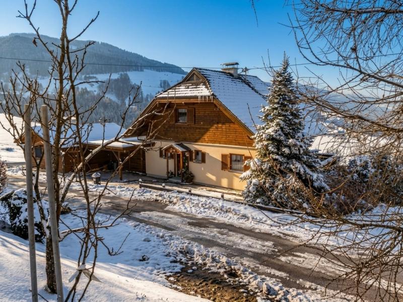 Riant landhuis met sauna en prachtig natuurzicht