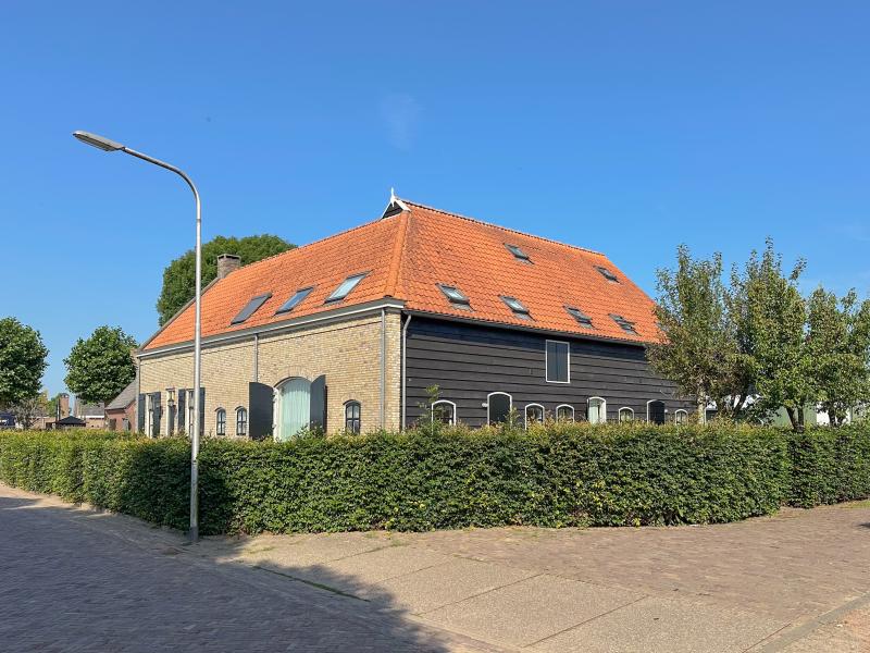 Appartement nabij de Biesbosch met tuin