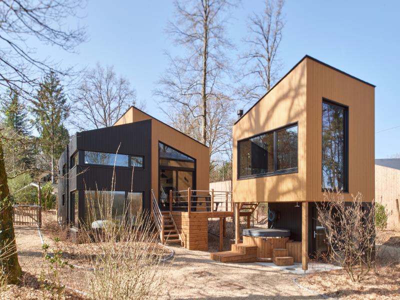 Designhaus mit Wellness in der Natur
