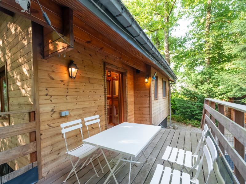 Vakantiehuis met omheinde tuin in Biron (België) 1 hond is welkom