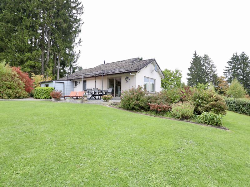 Vakantiehuis met omheinde tuin in Rendeux (België) 1 hond is welkom