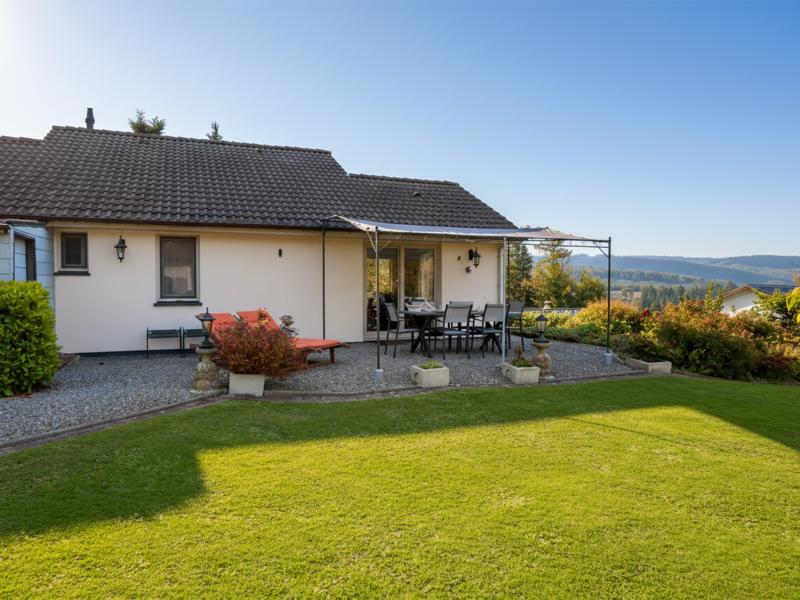 Ferienhaus mit umzäuntem Garten in Rendeux (Belgien) und 1 Hund erlaubt