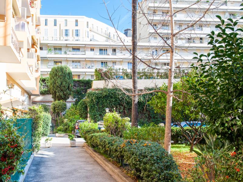 Charmant ingericht appartement dichtbij de zee