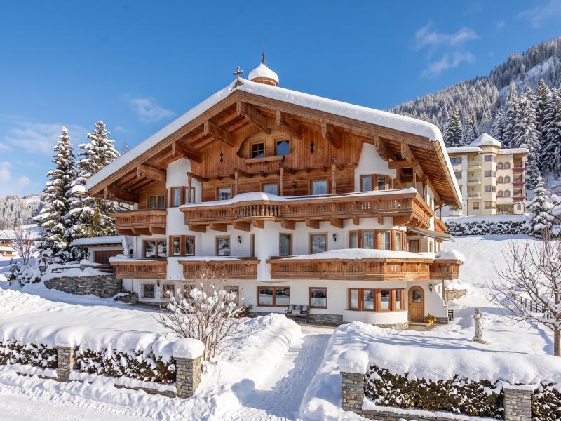 2 apartementen, sauna, skibushalte, Premium Card