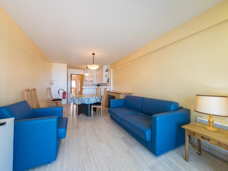 Villa photo 3
