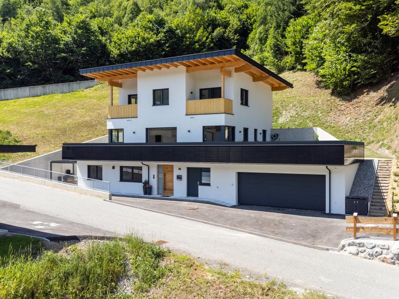 Modern Alpenappartement op 110 m van de skibus