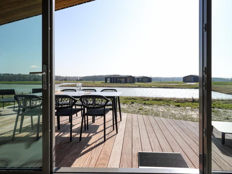 Villa photo 2