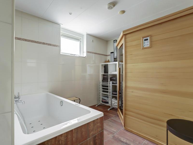 Villa photo 3