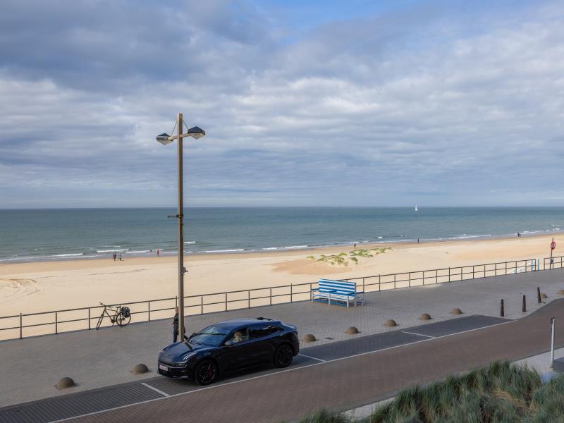 Appartement op de 1ste verdieping met zeezicht