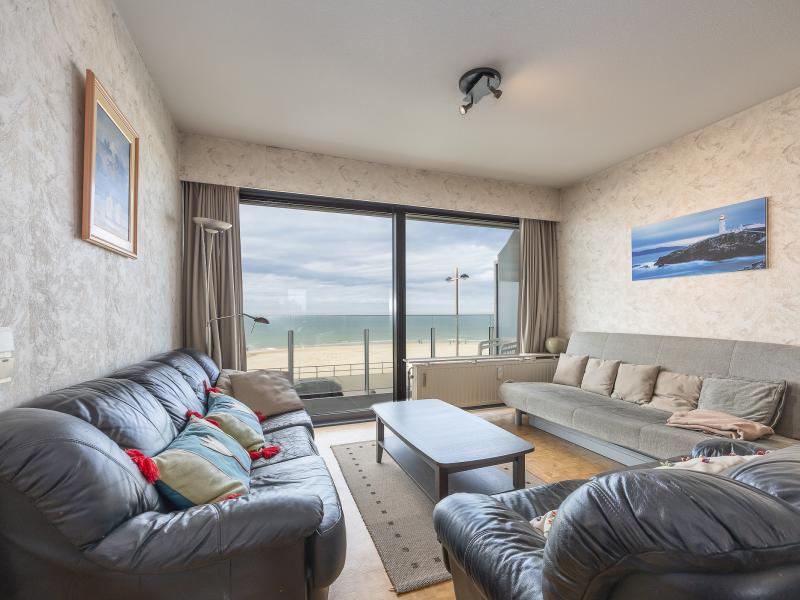 Appartement op de 1ste verdieping met zeezicht