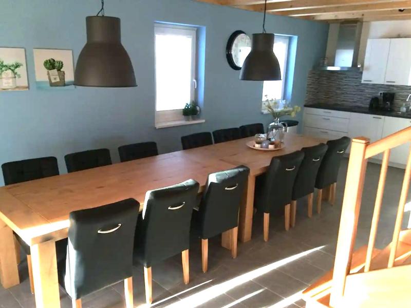 Villa photo 3