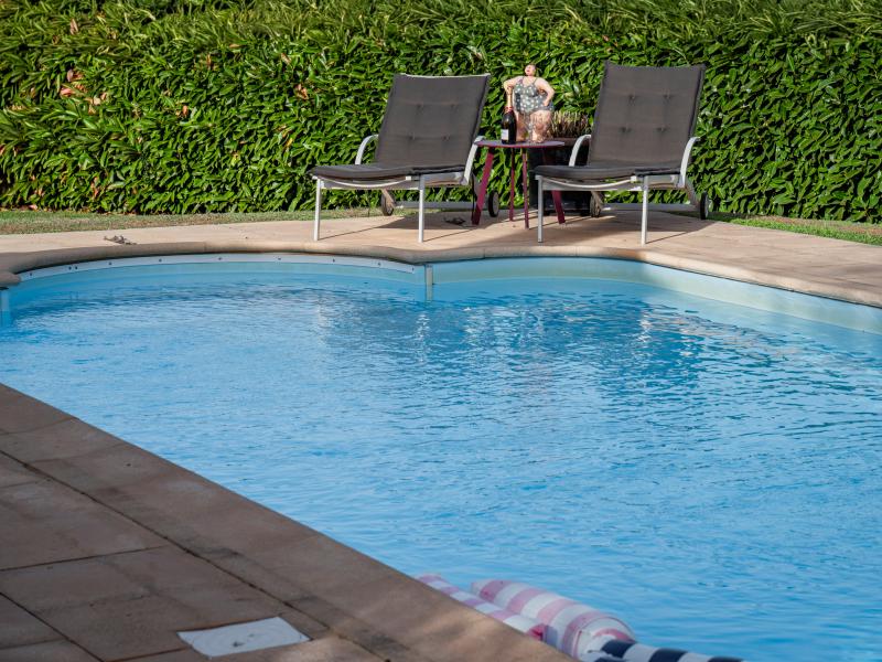 Vrijstaande villa met zwembad nabij golfbaan