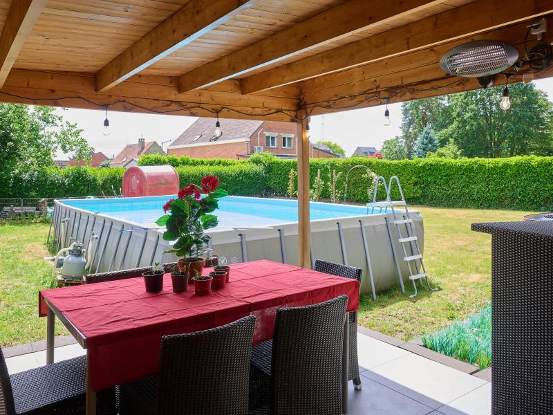 Villa photo 2