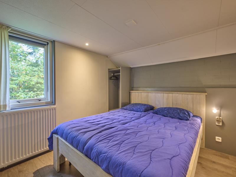 Prachtige bungalow met overkapping in de natuur