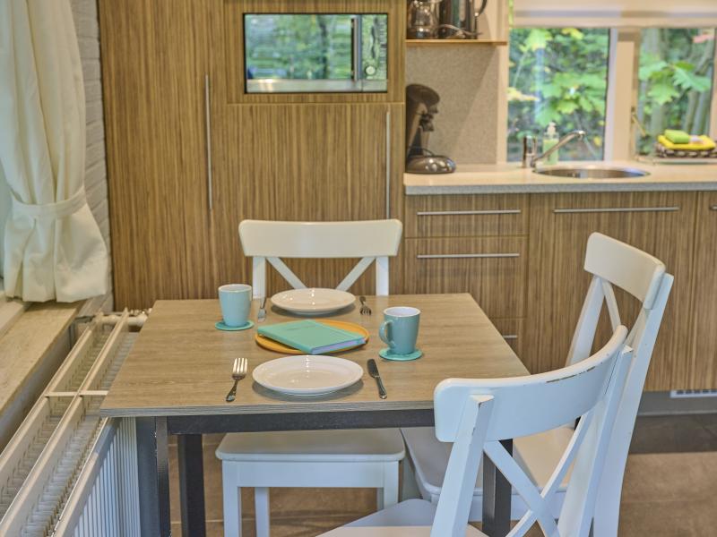 Prachtige bungalow met overkapping in de natuur
