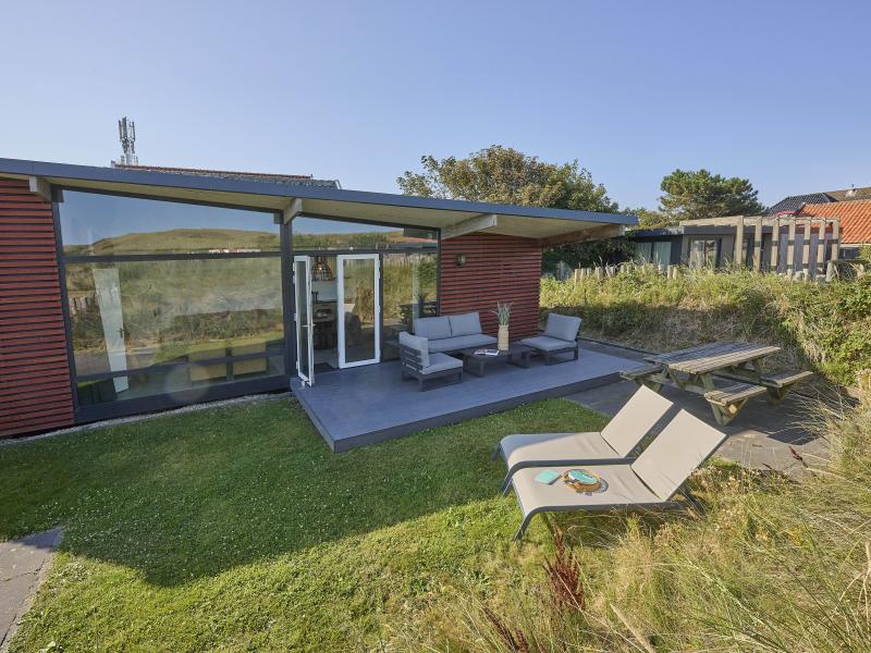 Gemütliche Familienlodge am Strand