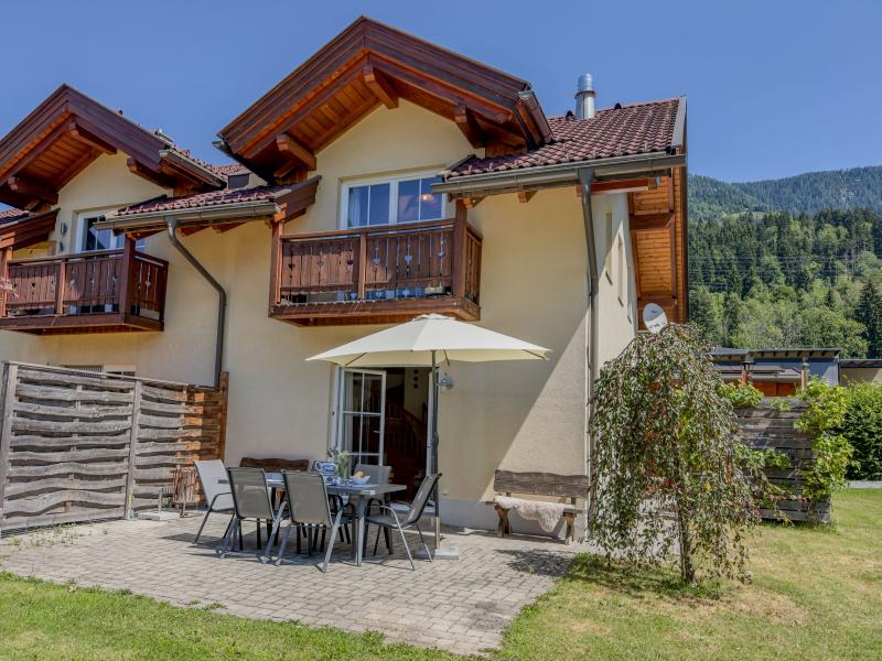 Chalet mit große Garten und holzbeheiztem Hottub