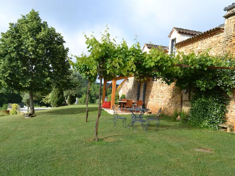 Grossartige Gite mit Pool und weitem Ausblick
