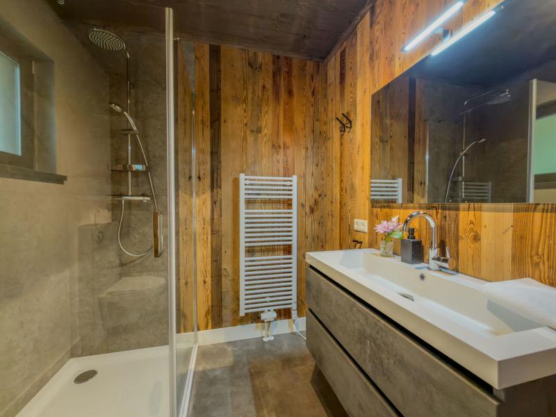 Ferienwohnung an einem See zwischen den Bergen