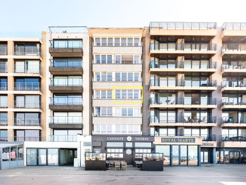 Zeedijk appartement met zeezicht voor zes