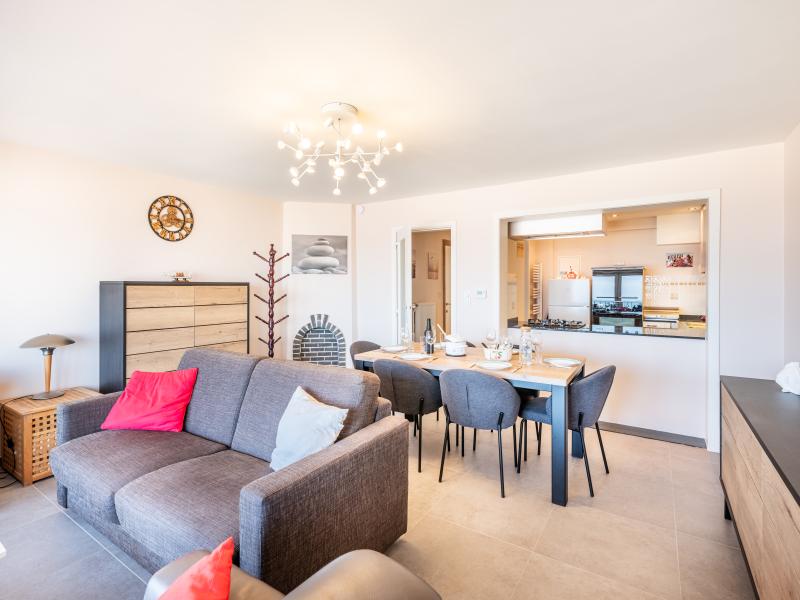Zeedijk appartement met zeezicht voor zes